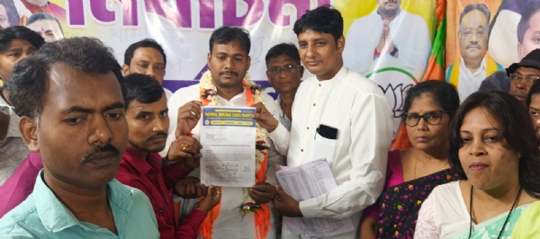 গ্রামীন চিকিৎসকদের  বিধায়ককে সম্বর্ধনা