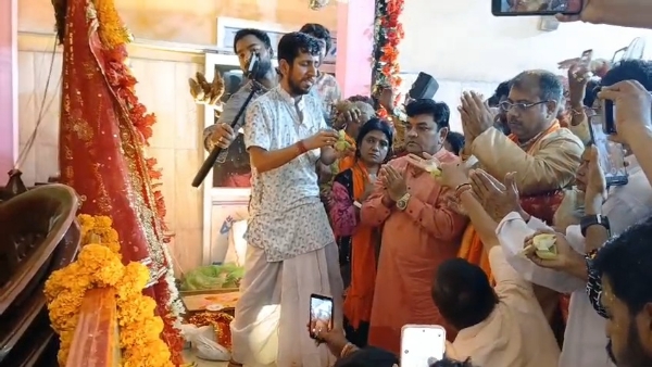 মন্দিরে পূজা চালু