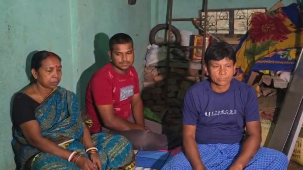 ঘরে ফিরল