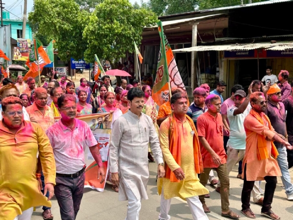 বিজেপির বিজয় মিছিল