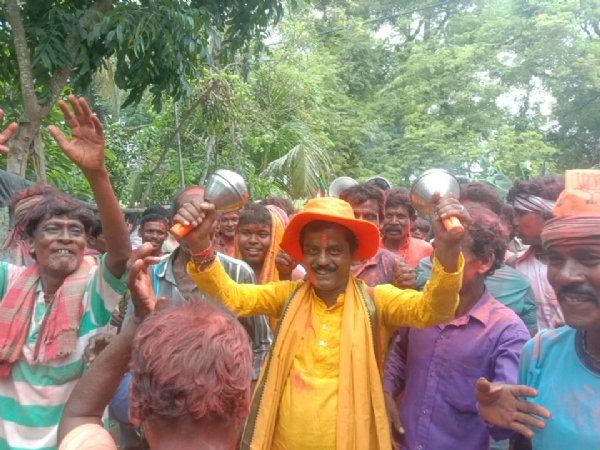 তারকেশ্বরে বিজেপির অভিনন্দন যাত্রা