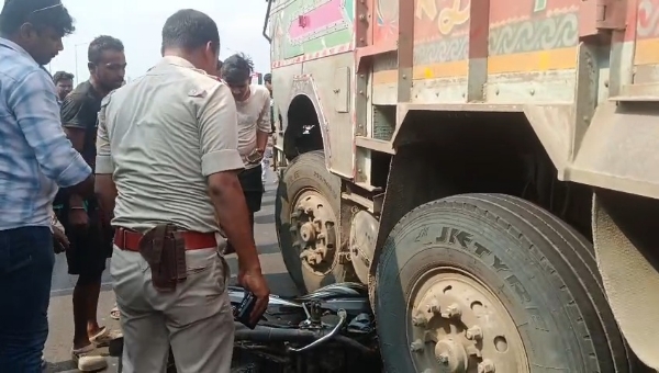 পথ দুর্ঘটনা