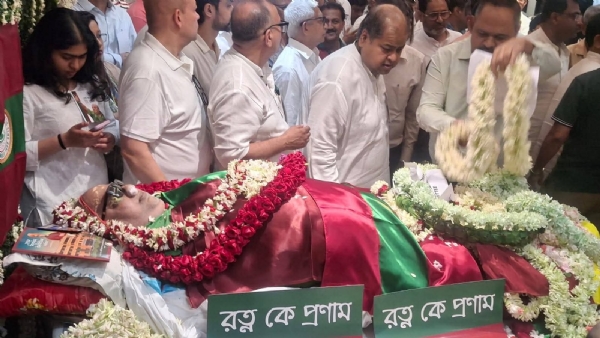মোহনবাগান তাঁবুতে
