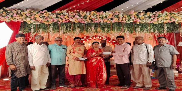 মেয়ের বিয়ের খরচ বাঁচিয়ে দলের ফান্ডে টাকা দিলেন প্রাক্তন সাংসদ