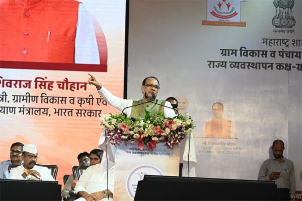 প্রধানমন্ত্রী আবাস যোজনার অধীনে সবার জন্য পাকা ঘর নিশ্চিত করার ঘোষণা কেন্দ্রীয় মন্ত্রী শিবরাজ সিং চৌহানের