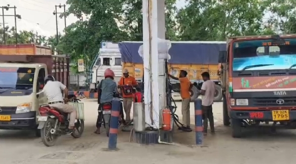 কুমারঘাট পেট্রোল পাম্প