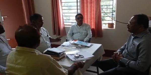 উত্তর জেলা হাসপাতালে সাফাই কর্মীদের বেতন বকেয়া, ৪৮ ঘণ্টার আল্টিমেটাম জেলা কংগ্রেসের
