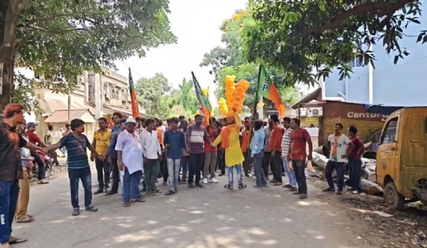 আরামবাগ বিজেপির বিজয় মিছিল