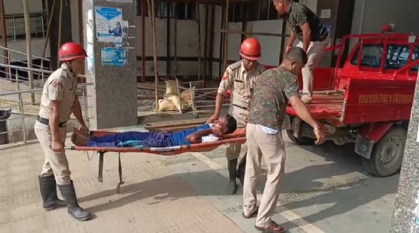 সড়ক দুর্ঘটনায় আহত পড়ুয়া