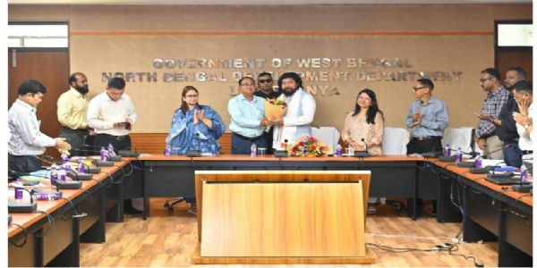 দায়িত্ব নিয়ে প্রথম প্রশাসনিক বৈঠক নিশীথ প্রামাণিকের, ‘ঠিকাদার রাজ’ ও দুর্নীতির বিরুদ্ধে কড়া ব্যবস্থার হুঁশিয়ারি