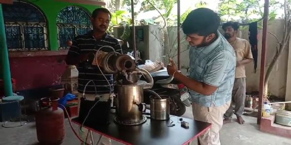 মাইক্রো টার্বোজেট ইঞ্জিন তৈরি নদিয়ার দ্বাদশ শ্রেণির ছাত্রের