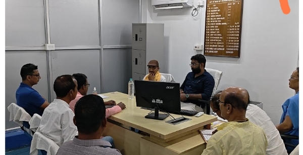 হাসপাতাল পরিদর্শনে বিধায়ক দীনেশ সরকার