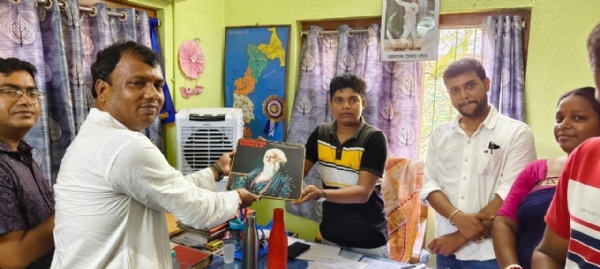 বিদ্যালয় পরিদর্শকদের সঙ্গে বৈঠকে গোঘাট বিধায়ক