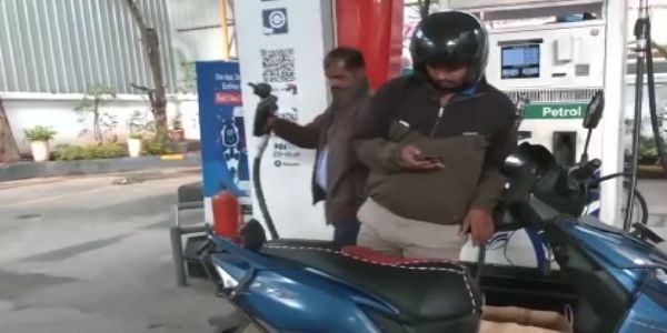 ফের বাড়ল পেট্রোল ও ডিজেলের দাম, দুশ্চিন্তায় মধ্যবিত্ত