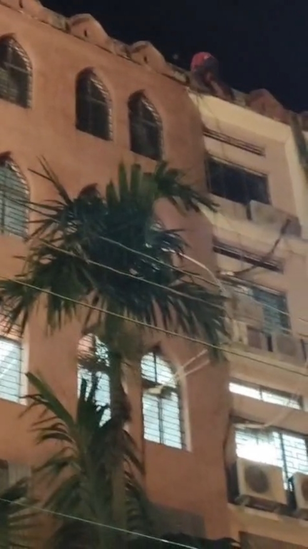 স্ট্রং রুম নিরাপত্তা নিয়ে প্রশ্ন