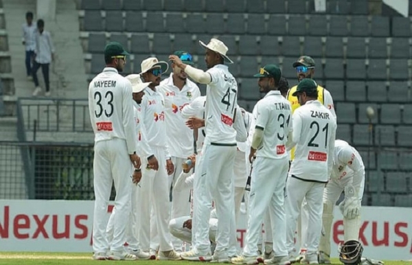 পাকিস্তানকে টেস্টে  হোয়াইটওয়াশ করলো বাংলাদেশ
