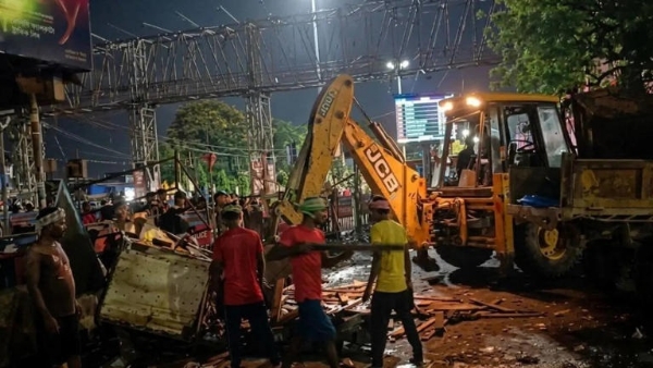 শিয়ালদহ ও হাওড়ায় হকার উচ্ছেদে খুশি যাত্রীরা, অনেকেই চাইছেন পুনর্বাসনও