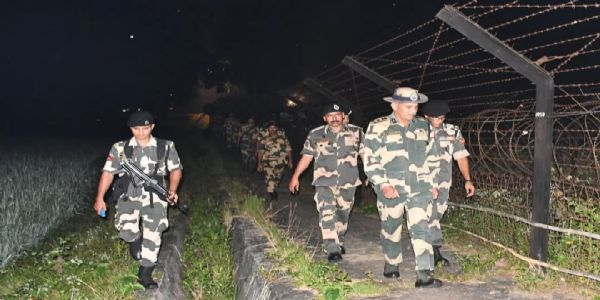কাঁটাতারের বেড়া সংস্কার ও নিরাপত্তা জোরদারে কেন্দ্রীয় দল আসছে ত্রিপুরায়