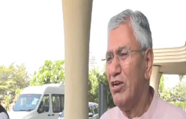 পি পি চৌধুরী