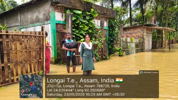 বন্যায় প্লাবিত লঙ্গাই চা বাগান এলাকা বন্যায় প্লাবিত লঙ্গাই চা বাগান এলাকা