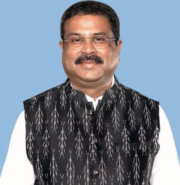 সিবিএসই পোর্টালের প্রযুক্তিগত সমস্যা মেটাতে আইআইটি বিশেষজ্ঞ দল মোতায়েনের নির্দেশ ধর্মেন্দ্র প্রধানের