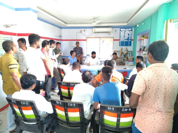 পঞ্চায়েত পরিদর্শনে বিধায়ক