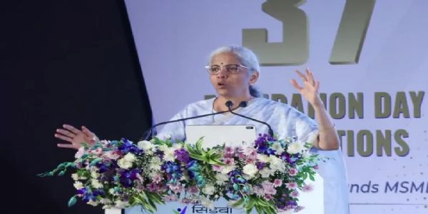 ভারতের অভ্যন্তরীণ অর্থনৈতিক পরিস্থিতি ইতিবাচক রয়েছে : নির্মলা সীতারমন