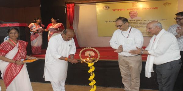 উত্তর কলকাতায় এনআইএলডি কেন্দ্র পরিদর্শন করলেন কেন্দ্রীয় মন্ত্রী ডঃ বীরেন্দ্র কুমার