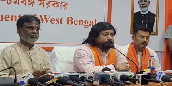বর্ষার আগে বন্যা মোকাবিলায় তৎপর প্রশাসন, উত্তরবঙ্গের জেলাগুলিকে নিয়ে বৈঠকে নিশীথ প্রামাণিক
