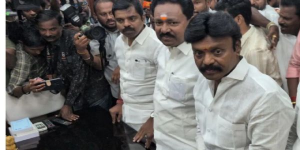 তামিলনাড়ুতে এআইএডিএমকে-র বড় ধাক্কা, বিধায়ক এসাকি সুব্বাইয়া পদত্যাগ করে যোগ দিলেন টিভিকে-তে