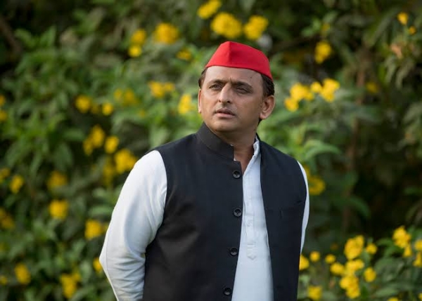 অখিলেশ যাদব