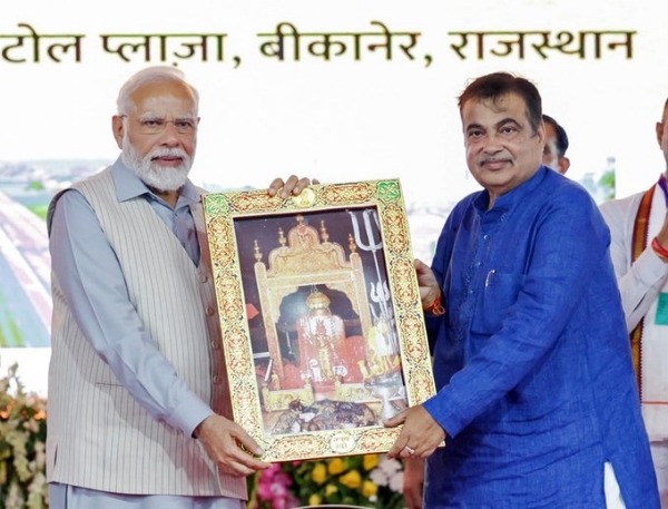 সুস্থতা কামনা করে নীতিনকে জন্মদিনের শুভেচ্ছা প্রধানমন্ত্রীর