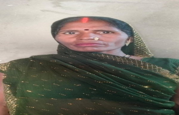 উত্তর প্রদেশের খেতের কাঁটাতারে বিদ্যুৎস্পৃষ্ট হয়ে মহিলার মৃত্যু,বিক্ষোভ গ্রামবাসীদের