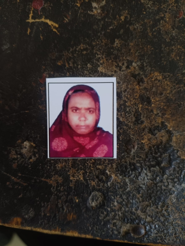 আত্মঘাতী গৃহবধূ