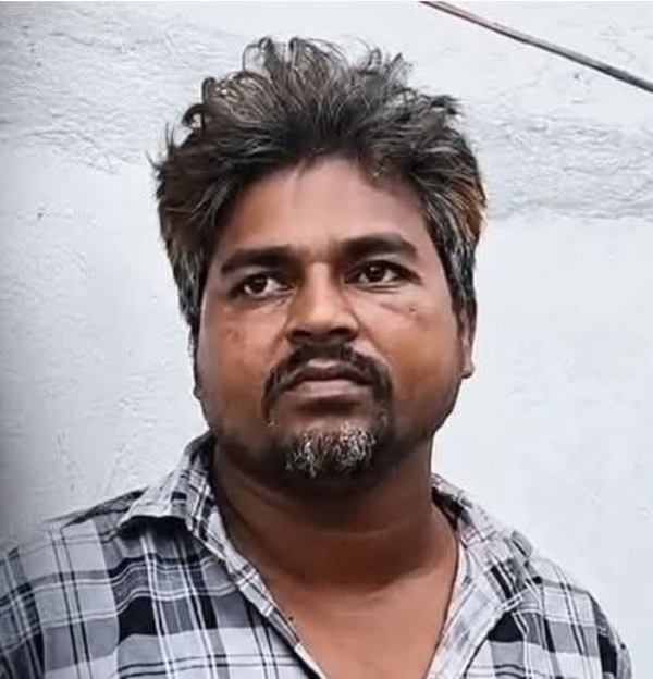 প্রতারনা অভিযোগ