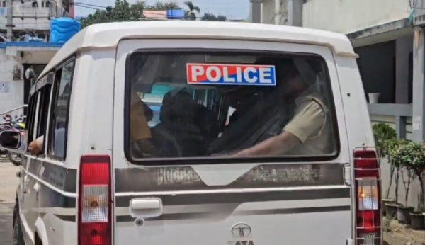 গ্রীন সিটি কাণ্ডে গ্রেপ্তার হওয়ার তিনজনকে পাঠানো হলো আদালতে