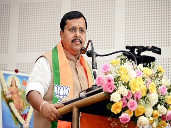 নিতিন নবীন