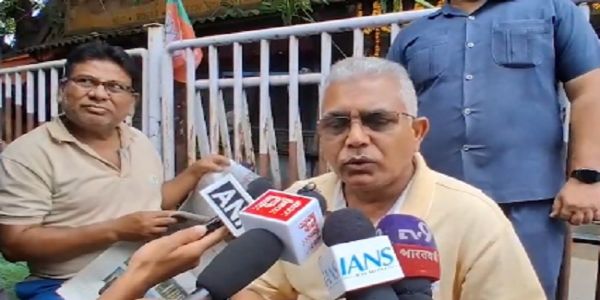 অনুপ্রবেশ ও দুর্নীতি প্রসঙ্গে ফের সরব মন্ত্রী দিলীপ ঘোষ