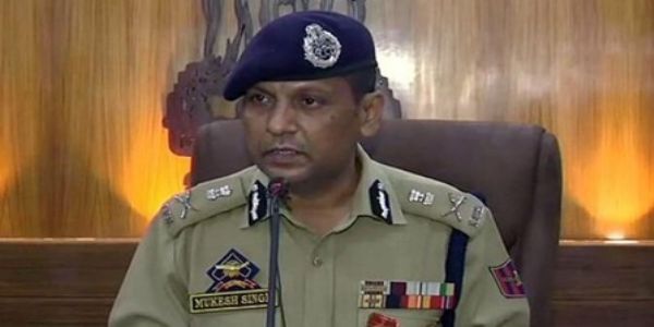 ইমফল পৌঁছলেন লাদাখের বিদায়ী পুলিশ-প্রধান মুকেশ সিং, মণিপুরের ডিজিপি পদে দায়িত্ব নেবেন ১ জুন