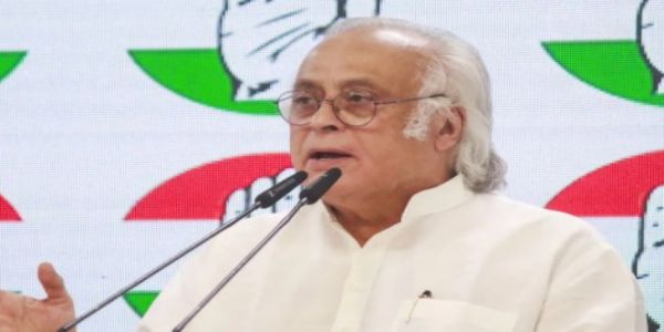 সিবিএসই-র অন-স্ক্রিন মূল্যায়ন পদ্ধতি নিয়ে প্রশ্ন তুললেন জয়রাম রমেশ