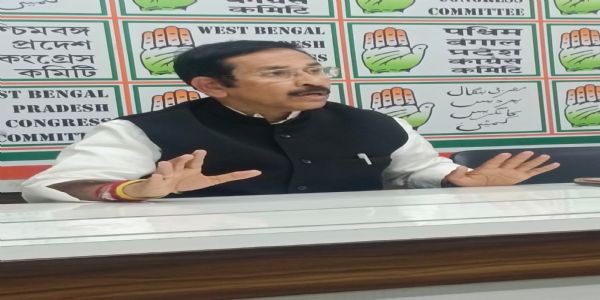 হকার উচ্ছেদ ও ‘বুলডোজার রাজনীতি’র বিরুদ্ধে সরব কংগ্রেস