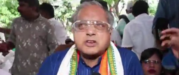 কেরলমে জাদু সংখ্যা অতিক্রম ইউডিএফ-এর, জয় নিয়ে আশাবাদী শশী