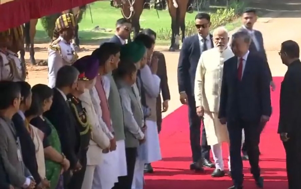 রাষ্ট্রপতি ভবনে ভিয়েতনামের রাষ্ট্রপতিকে অভ্যর্থনা