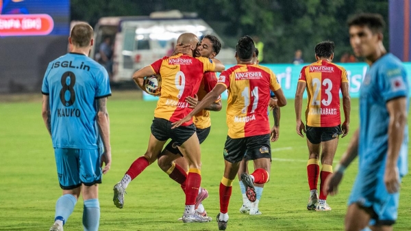 আইএসএল ২০২৫-২৬: মুম্বাই সিটি এফসির বিপক্ষে ঘুরে দাঁড়িয়ে জয় তুলে নিয়ে ইস্ট বেঙ্গল পয়েন্ট টেবিলের শীর্ষে উঠে এল