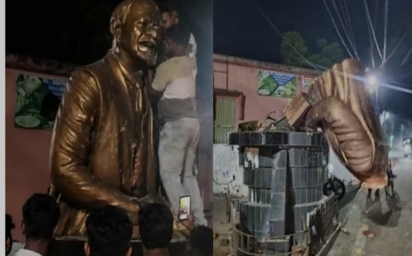 লেনিনের  মূর্তি ভাঙা