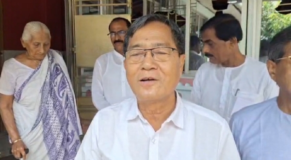 বিরোধী দলনেতা জীতেন্দ্র চৌধুরী