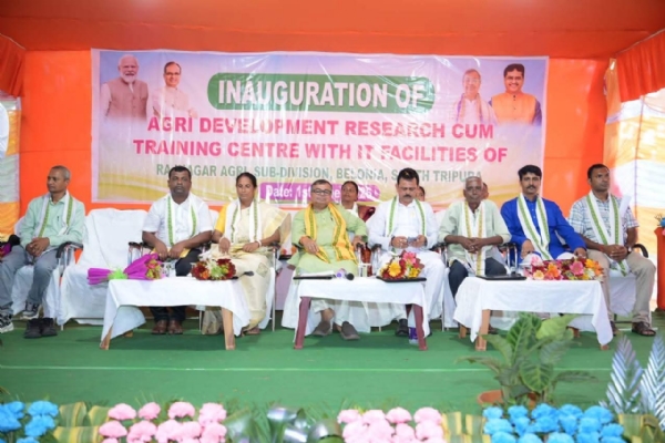 প্রকল্পের উদ্বোধন করলেন কৃষিমন্ত্রী