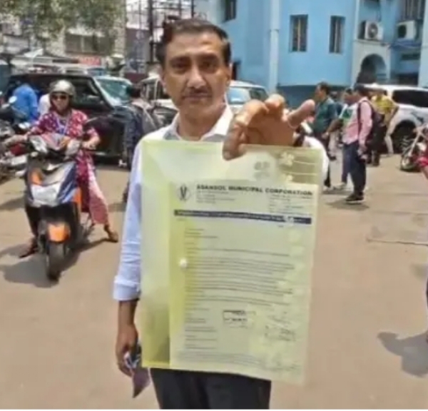 দেবাশীষ সরকার বোরো চেয়ারম্যানের পদ থেকে ইস্তফা