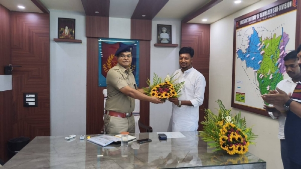 পুলিশ সুপারের সঙ্গে সৌজন্য সাক্ষাৎ বিধায়ক হেমন্ত বাগের