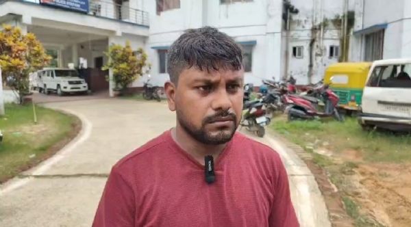 অভিযোগকারী বিপুল দেবনাথ